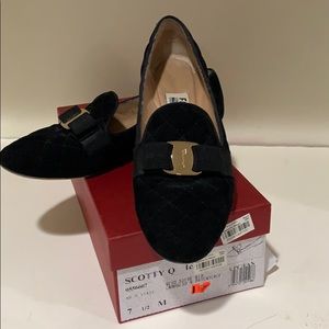 Nero suede kid black Salvatore Ferragamo 71/2